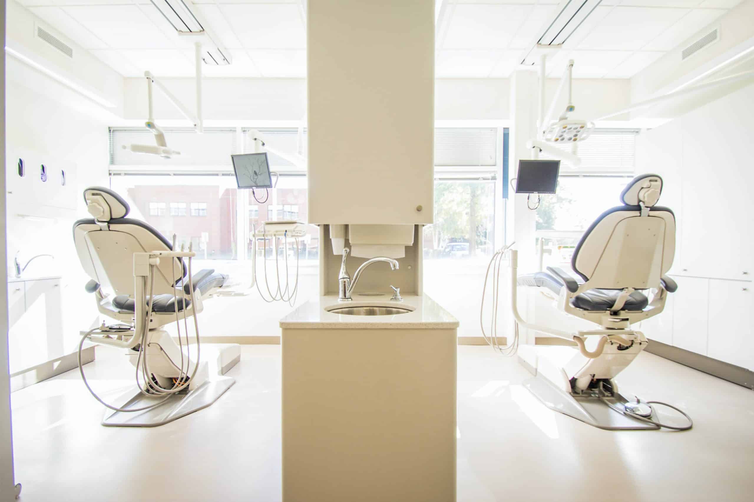 The Search for Extended Hours Dentistry Extended hours Dentistry in Magna. Genesis Dental is a General, Cosmetic, Family Dentist & Orthodontist in Utah & Kansas. Call:801-448-0225